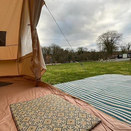 1 Glamping Tent With Kitchen & Electric On Small Family Campsite, No Bedding Supplied Narberth Eksteriør bilde