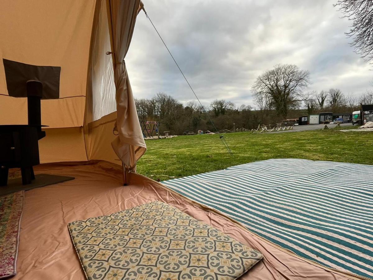 1 Glamping Tent With Kitchen & Electric On Small Family Campsite, No Bedding Supplied Narberth Eksteriør bilde